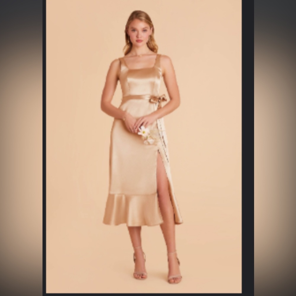 Eugenia Convertible Midi Dress - Gold
S / GOLD
